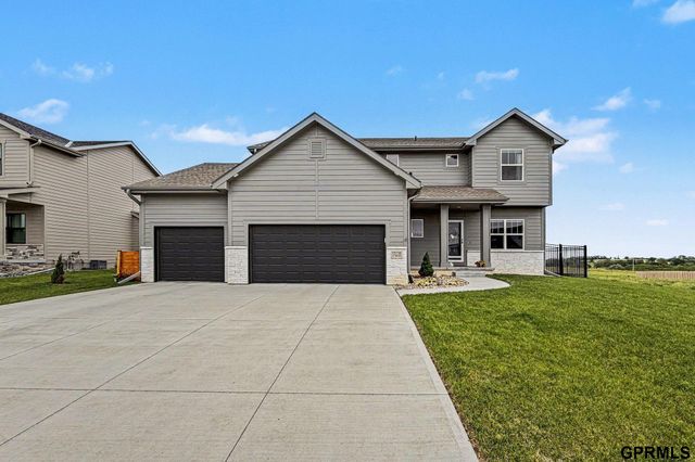 12119 S 109th Street, Papillion, NE 68046
