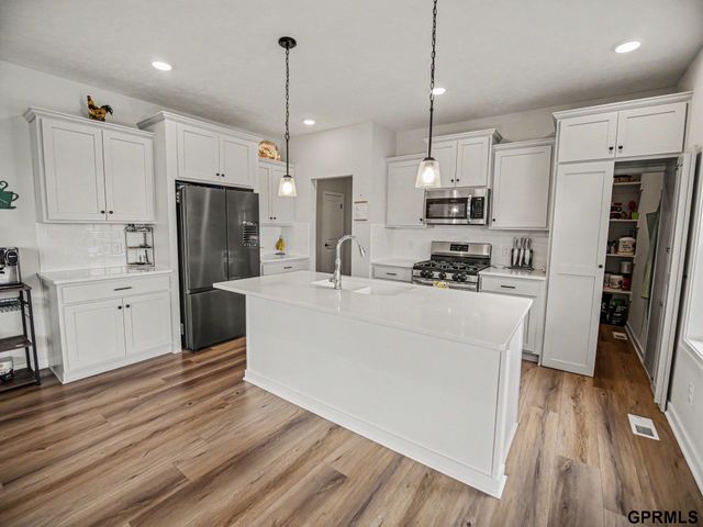 12119 S 109th Street, Papillion, NE 68046