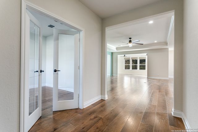 13102 GSL Dr, San Antonio, TX 78253