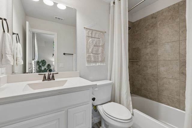 7812 Ivey, The Colony, TX 75056