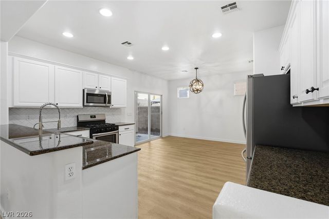 10585 Cave Ridge Street, Las Vegas, NV 89179