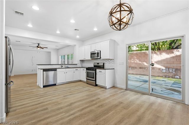 10585 Cave Ridge Street, Las Vegas, NV 89179