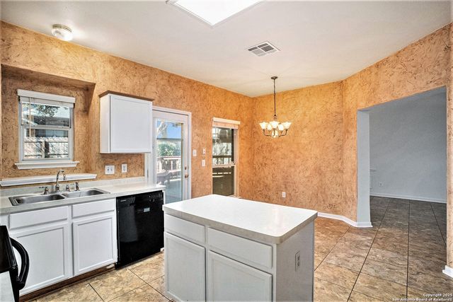 59 Lockspring, San Antonio, TX 78254