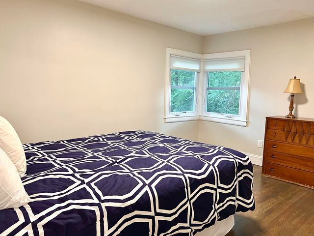 35 Linwood Avenue, Salem, NH 03079