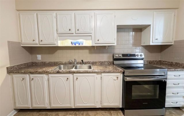 5860 38TH AVENUE N 29, St Petersburg, FL 33710