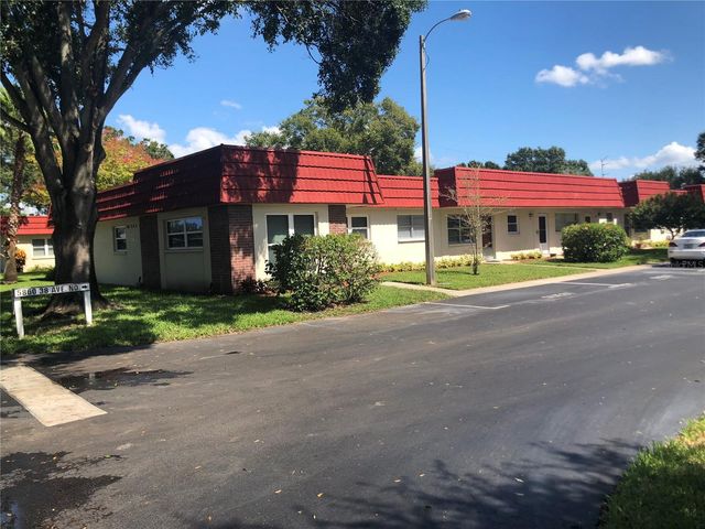5860 38TH AVENUE N 29, St Petersburg, FL 33710