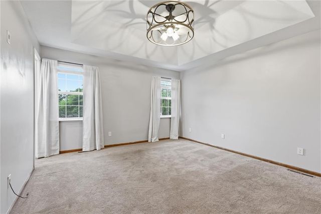 1209 SW Trail Ridge Drive, Blue Springs, MO 64015