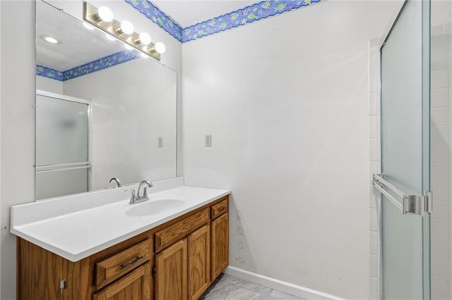 1209 SW Trail Ridge Drive, Blue Springs, MO 64015