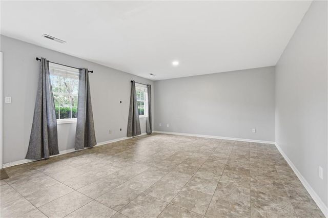 1209 SW Trail Ridge Drive, Blue Springs, MO 64015