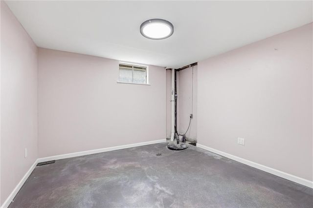 1209 SW Trail Ridge Drive, Blue Springs, MO 64015
