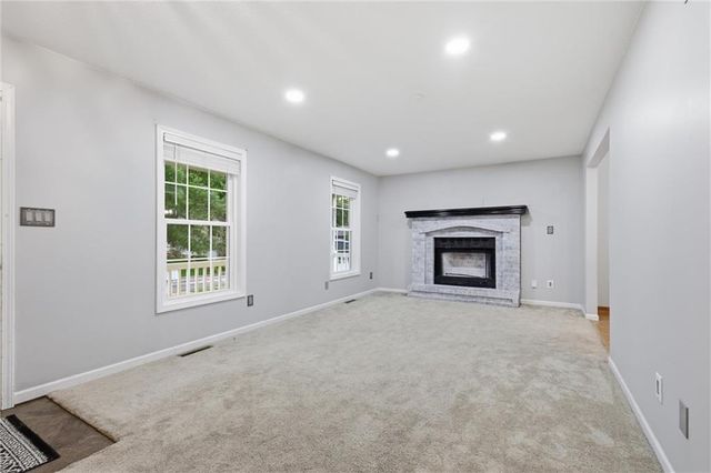 1209 SW Trail Ridge Drive, Blue Springs, MO 64015