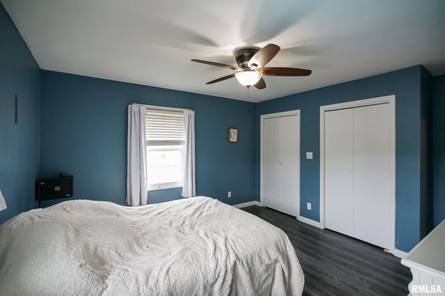 500 N 6TH Street, Pekin, IL 61554