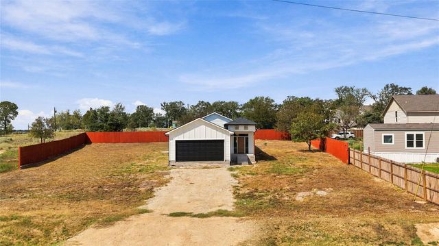 133 Esperanza DR, Bastrop, TX 78602