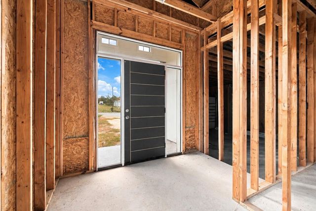133 Esperanza DR, Bastrop, TX 78602