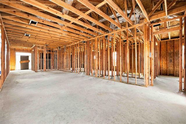 133 Esperanza DR, Bastrop, TX 78602