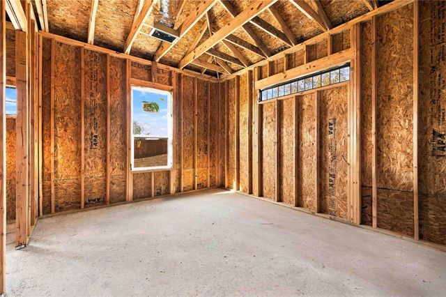 133 Esperanza DR, Bastrop, TX 78602