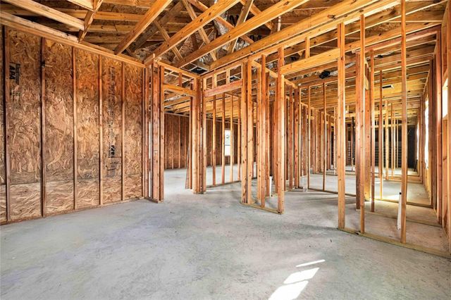 133 Esperanza DR, Bastrop, TX 78602