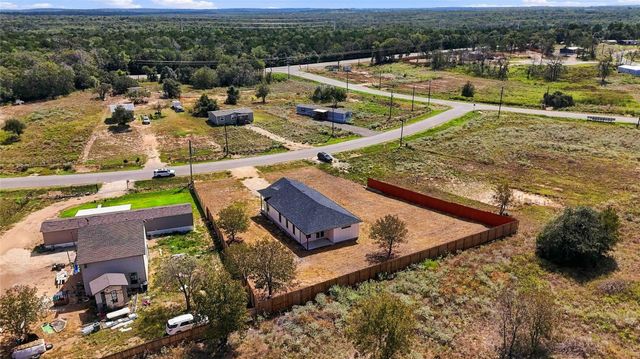 133 Esperanza DR, Bastrop, TX 78602