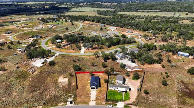 133 Esperanza DR, Bastrop, TX 78602