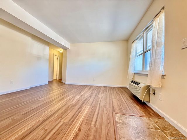 67-45A Cloverdale Lane 167, Bayside, NY 11364