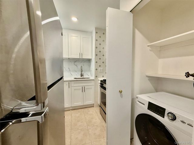 67-45A Cloverdale Lane 167, Bayside, NY 11364