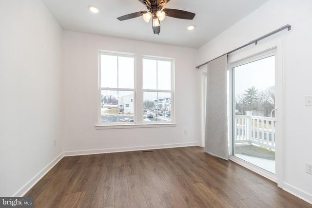 910 MAGNOLIA LN, Spring City, PA 19475