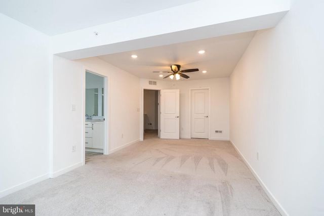 910 MAGNOLIA LN, Spring City, PA 19475