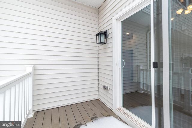 910 MAGNOLIA LN, Spring City, PA 19475