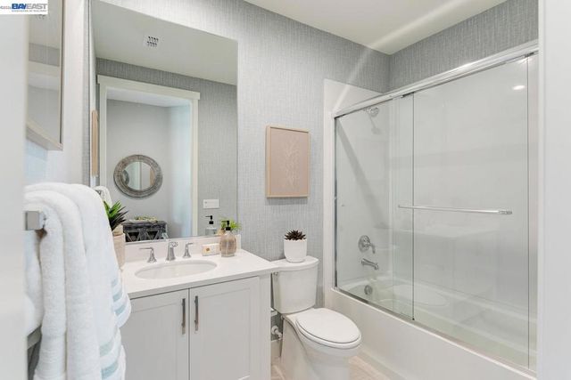 1319 Marceline Drive, Manteca, CA 95336