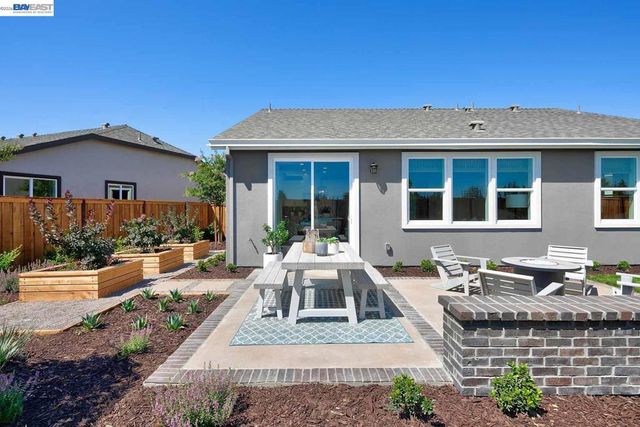 1319 Marceline Drive, Manteca, CA 95336