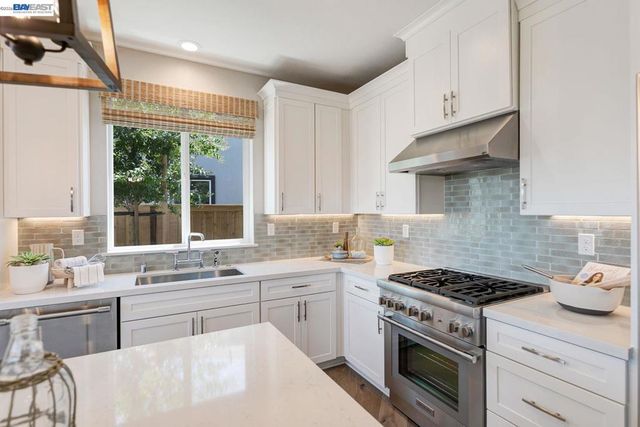 1319 Marceline Drive, Manteca, CA 95336