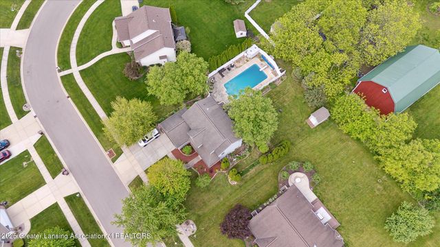 11610 Hibiscus Lane, Grand Ledge, MI 48837