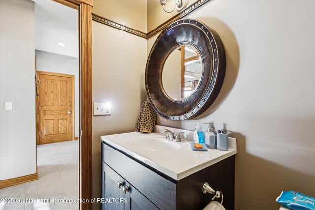 11610 Hibiscus Lane, Grand Ledge, MI 48837