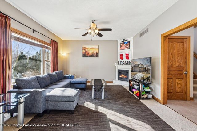 11610 Hibiscus Lane, Grand Ledge, MI 48837