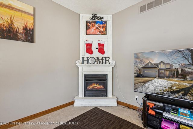 11610 Hibiscus Lane, Grand Ledge, MI 48837