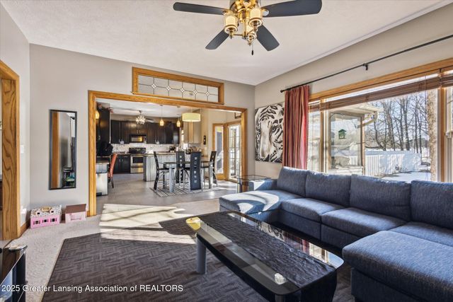 11610 Hibiscus Lane, Grand Ledge, MI 48837