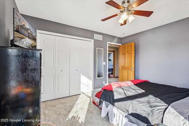 11610 Hibiscus Lane, Grand Ledge, MI 48837