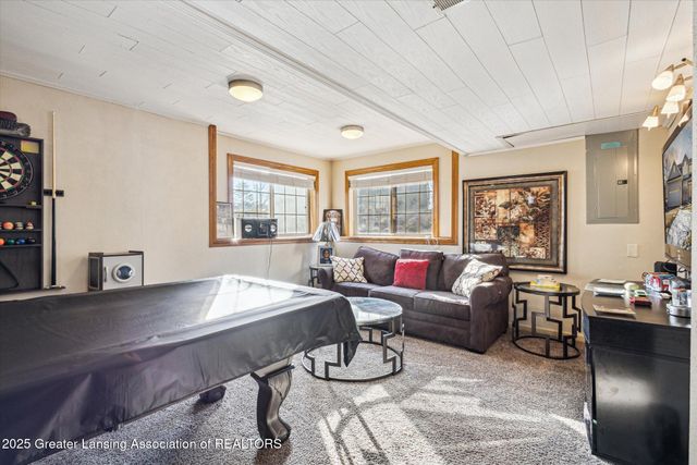 11610 Hibiscus Lane, Grand Ledge, MI 48837