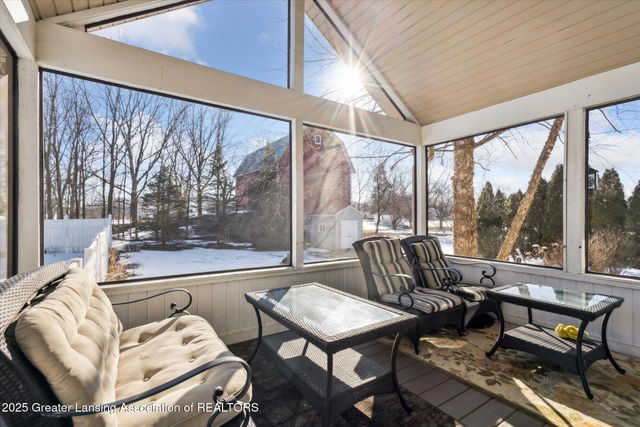 11610 Hibiscus Lane, Grand Ledge, MI 48837