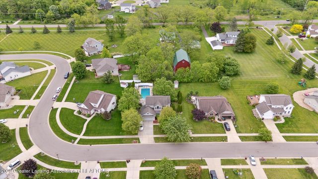 11610 Hibiscus Lane, Grand Ledge, MI 48837