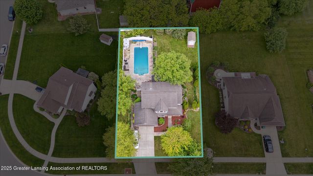 11610 Hibiscus Lane, Grand Ledge, MI 48837