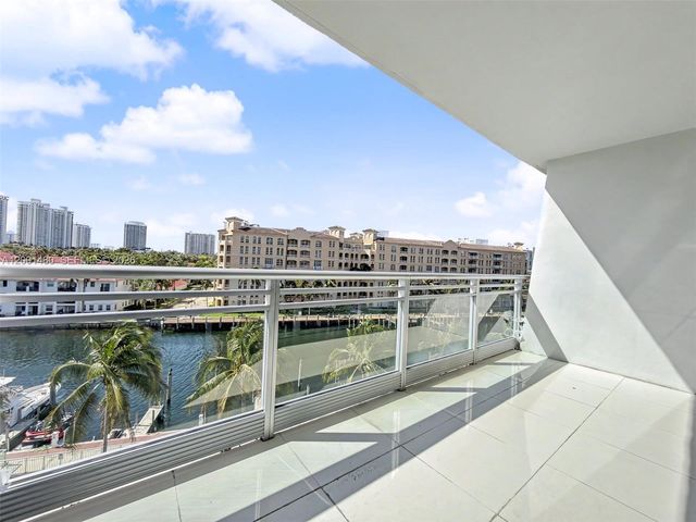 2950 NE 188th St 435, Aventura, FL 33180