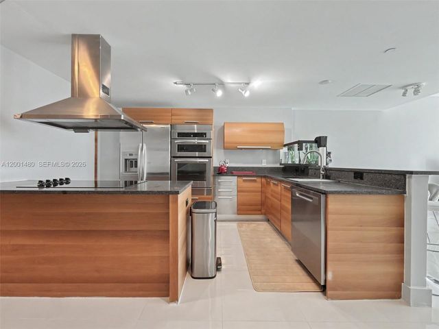 2950 NE 188th St 435, Aventura, FL 33180