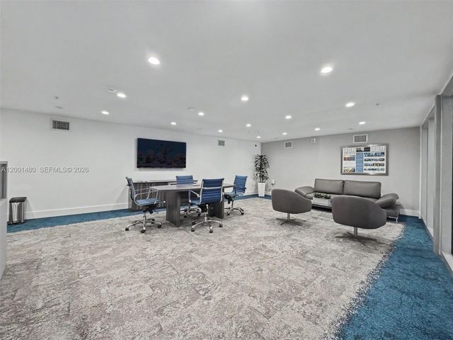 2950 NE 188th St 435, Aventura, FL 33180