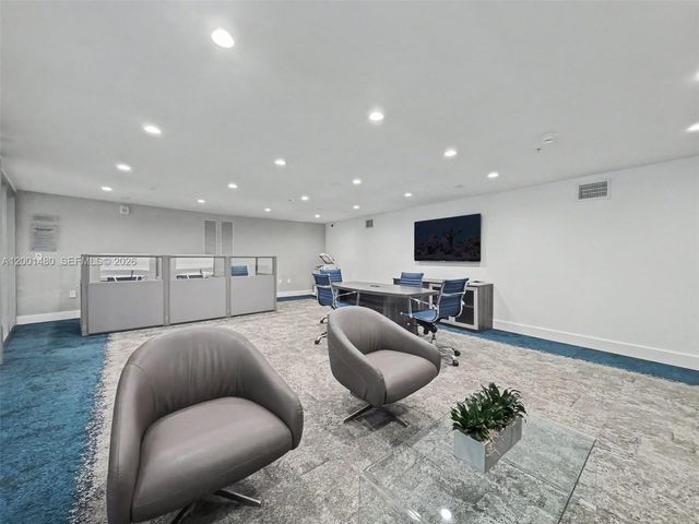 2950 NE 188th St 435, Aventura, FL 33180