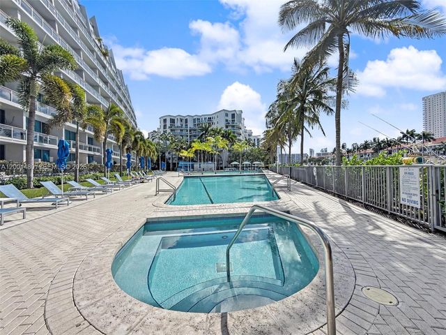 2950 NE 188th St 435, Aventura, FL 33180