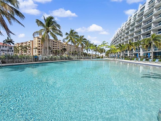 2950 NE 188th St 435, Aventura, FL 33180