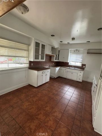 733 S San Jacinto A, Hemet, CA 92543