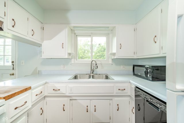 2217 Melody Lane, Anderson, IN 46012