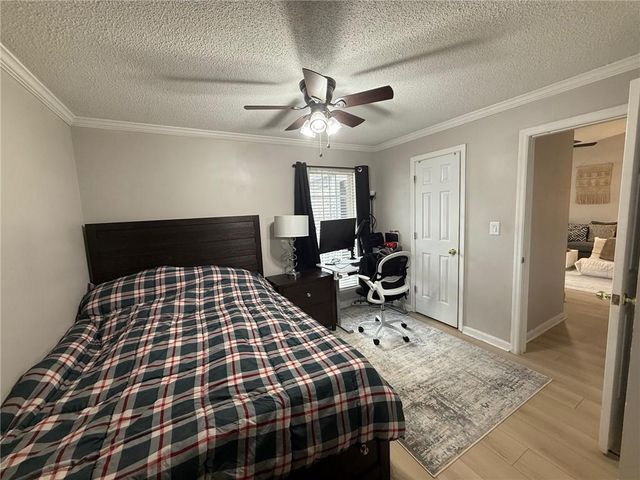 324 Granville Court, Atlanta, GA 30328